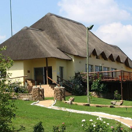 The Nutbush Boma Lodge Hekpoort Екстер'єр фото