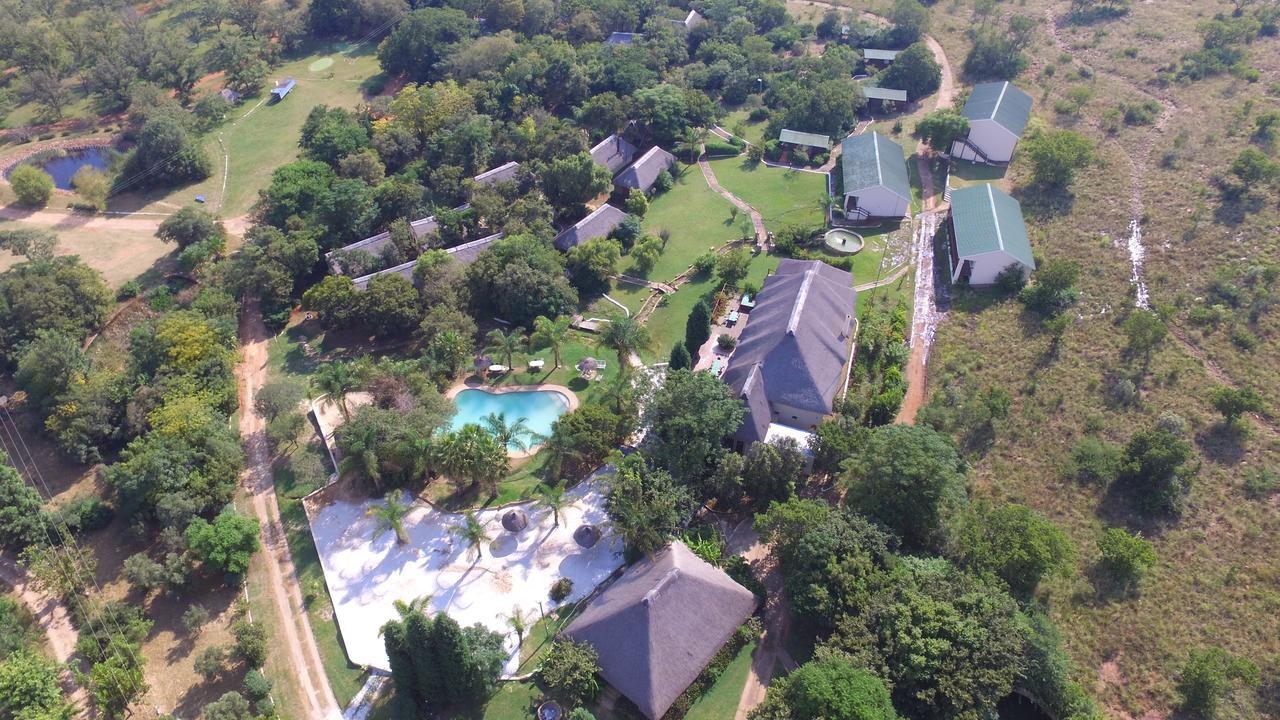 The Nutbush Boma Lodge Hekpoort Екстер'єр фото